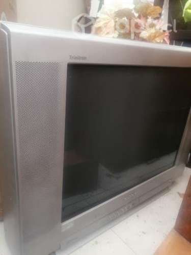 Televisor Sony antiguo