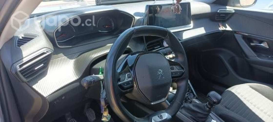 Peugeot 2008 año 2021