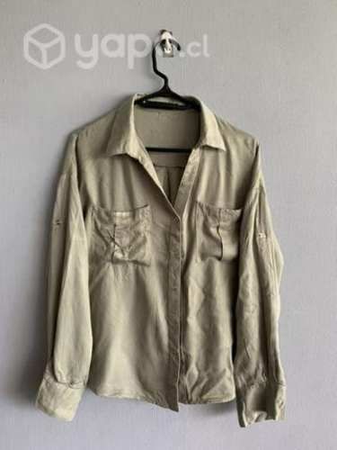 Blusa Ellus, un básico en talla M