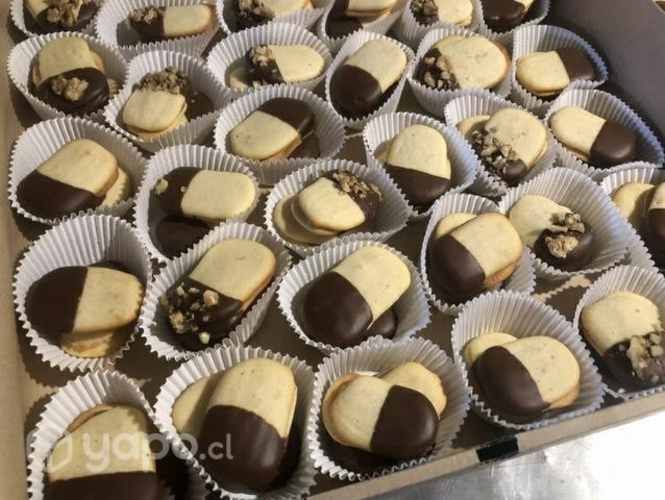 Dulces y salados para día especial