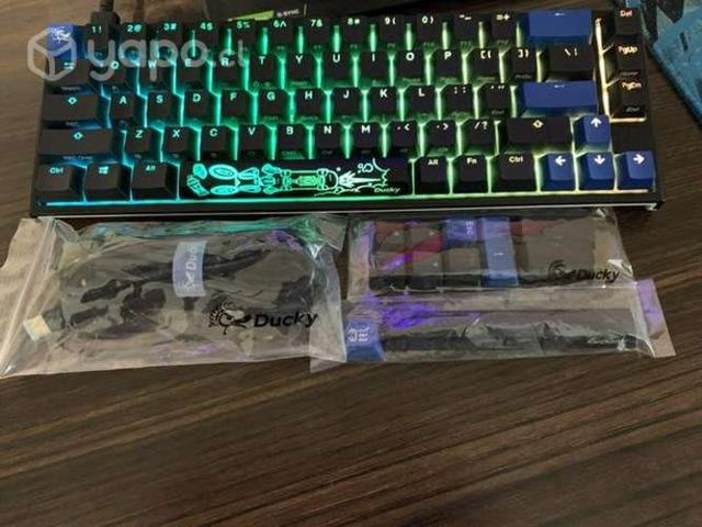 Teclado Gamer Ducky One 2 SF Black