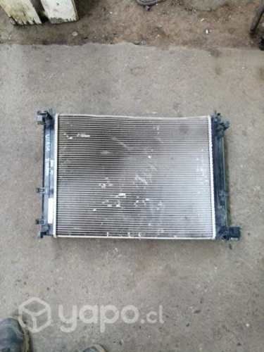 Radiador de agua nissan versa-kicks original