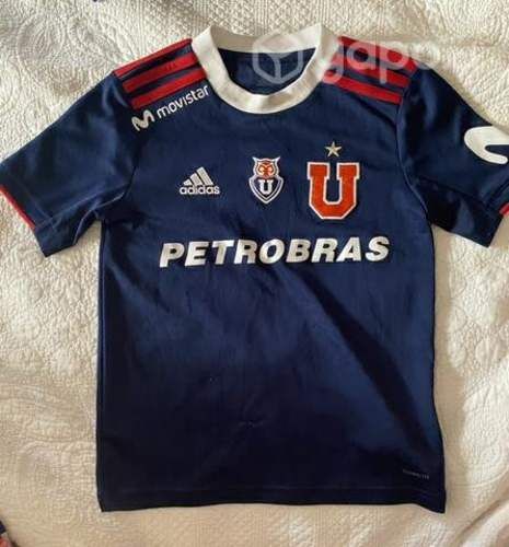 Polera Universidad de Chile