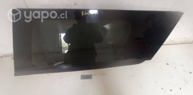 Vidrio Tapabarro Tras Der (KGC098) Grand Carnival