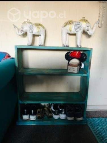 Hermoso mueble vintage estilo desgastado