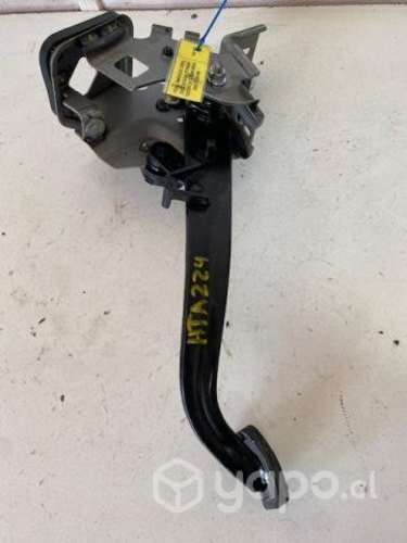 Pedal embrague 32802-D3100 (HTA224) Hyundai Tucson