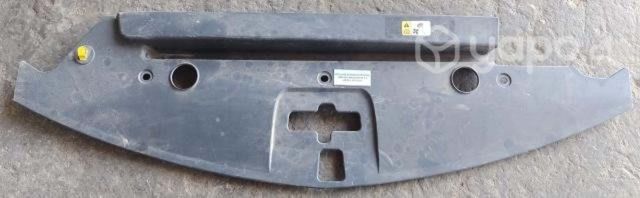 Moldura Superior Frontal (MBD266) Mazda BT50 2.2 D