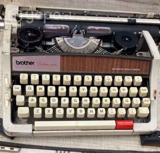 Maquina De Escribir Brother Deluxe 1522 Años 70 C