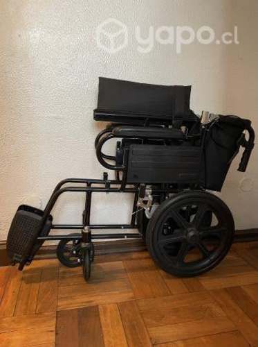 Silla de ruedas geriátrica plegable