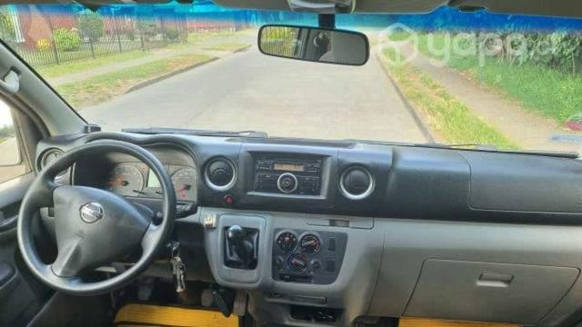 Vendo Furgon Nissan nv 350 año 2018 semi full
