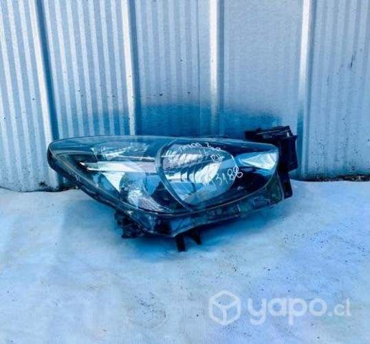 Óptico foco mazda 2