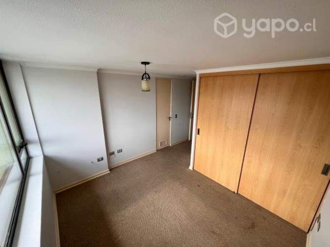 Departamento amplio, excelente ubicación