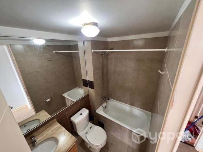 Departamento amplio, excelente ubicación