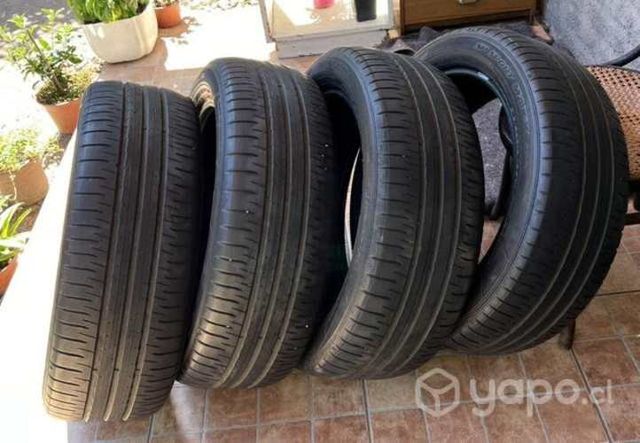 Neumáticos Dunlop 215 / 55 R18