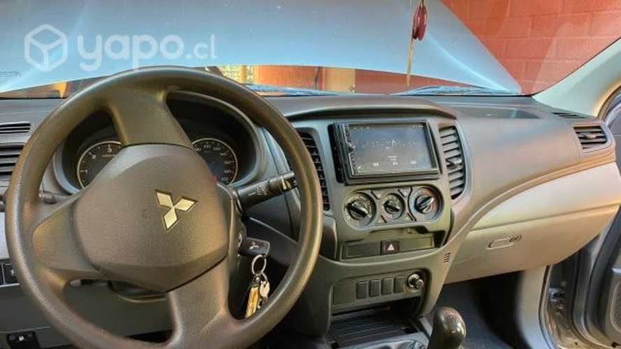 Mitsubishi l200 2018