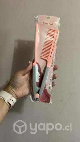 Se venden pinzas de cabello
