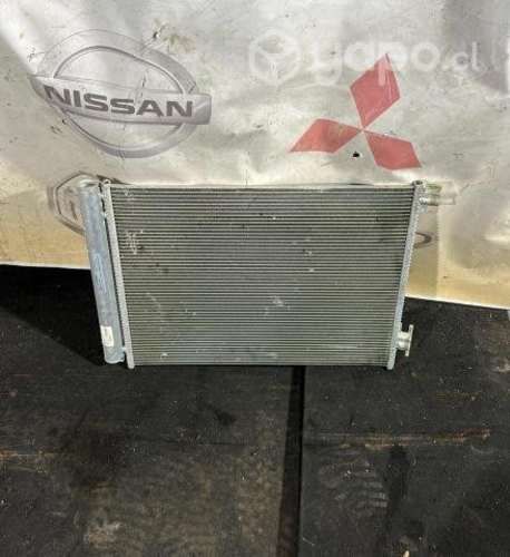 Radiador de aire Nissan kicks 2022