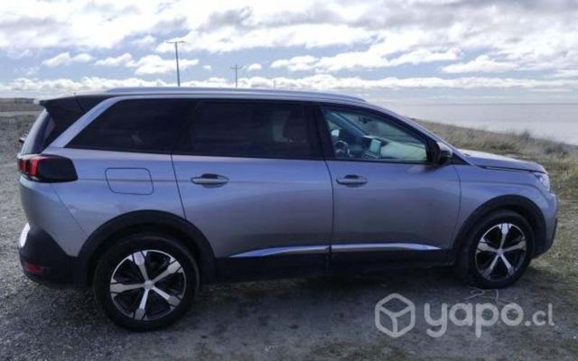 Peugeot 5008 Allure 2019 2.0 BlueHDI