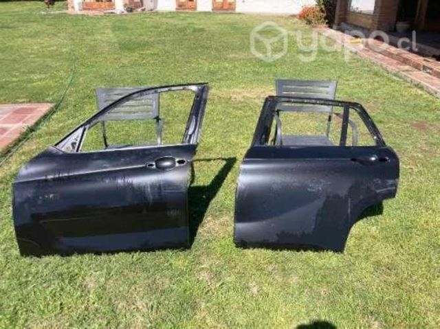 dos puertas delanteras BMW X1
