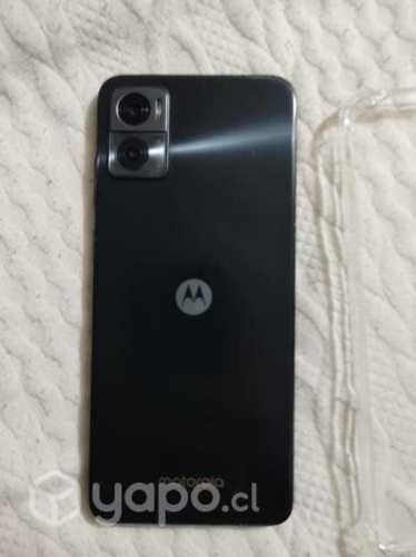 Motorola e22i impecable