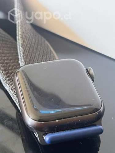 Apple Watch SE 40 mm