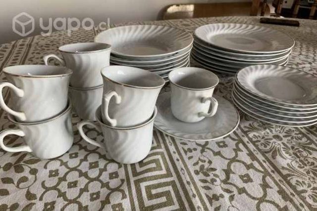 Juego vajilla 7 pers. porcelana Italiana impecabl