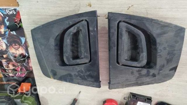 Manillas puertas trasera mahindra kuv 100