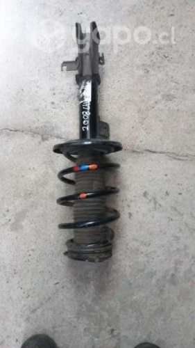 Amortiguador izquierdo Peugeot 2008