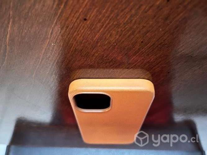 Funda de cuero Apple con MagSafe para iPhone 13 mi