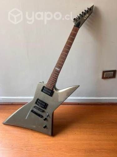Guitarra eléctrica LTD Ex 50 plateada explorer