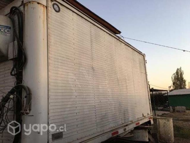 Carroceria con equipo de frio