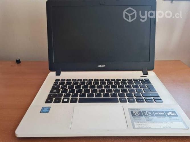 notebook Acer en buen estado