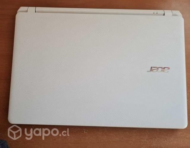 notebook Acer en buen estado