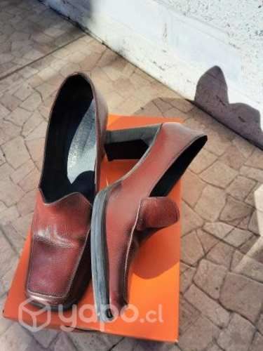 Zapato ceuro rojo N° 37