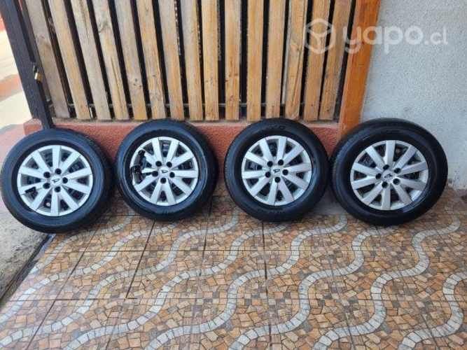 Neumáticos y aros 16