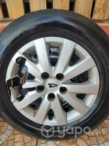 Neumáticos y aros 16