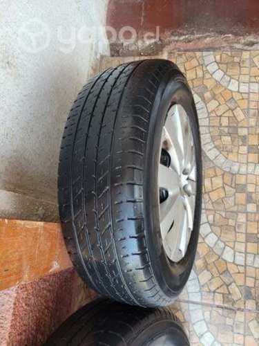 Neumáticos y aros 16