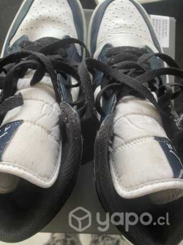 Zapatillas jordan azul marino