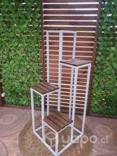 Muebles de fierro y madera