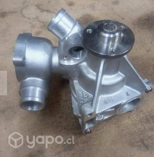 Bomba de agua m.benz