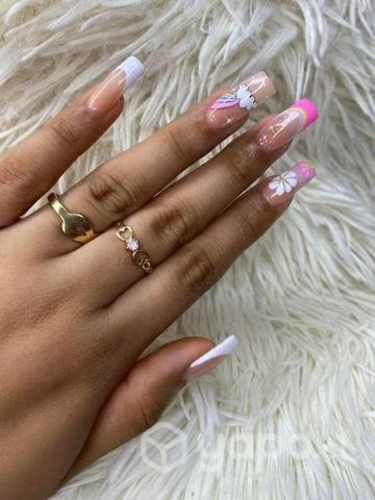 Uñas acrílicas, Pedicure etc coló