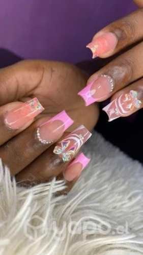 Uñas acrílicas, Pedicure etc coló