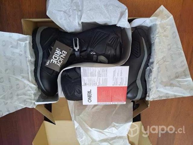 Vendo botas turismo o'neal nuevas