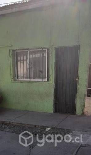 Pieza, Baño, Cocina. Independiente