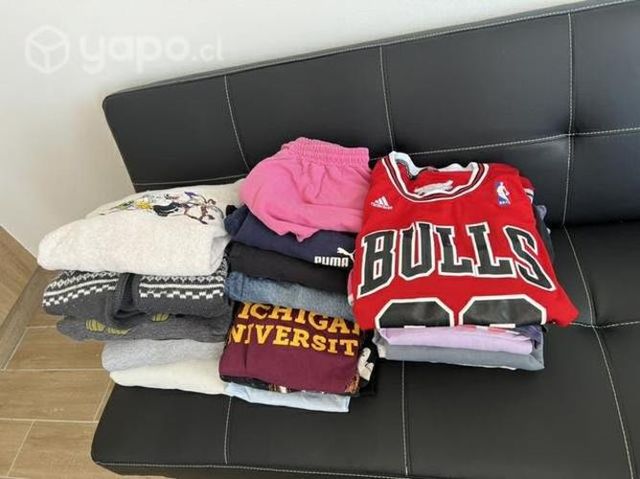 Lote de ropa en buen estado