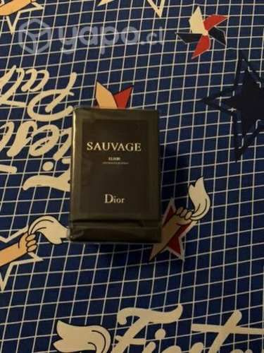 Perfume cristian Dior Sauvage elixir