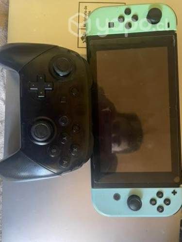 Nintendo Switch Animal Crossing+ Pro Controller