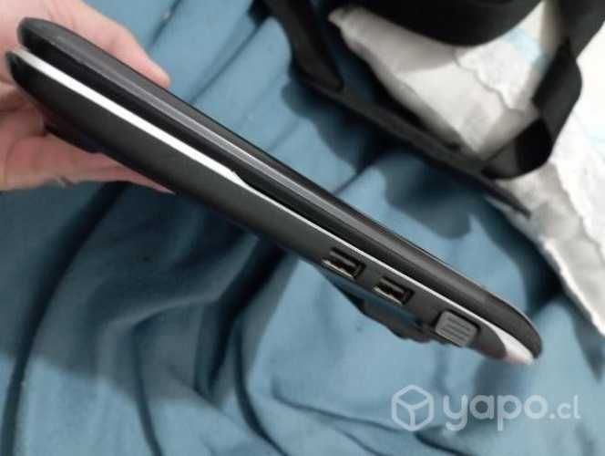 Laptop Samsung np300E4C