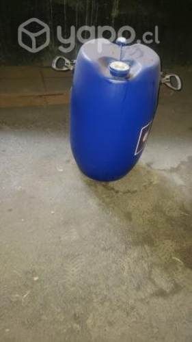 6 bidones de 60 litros impecables plá