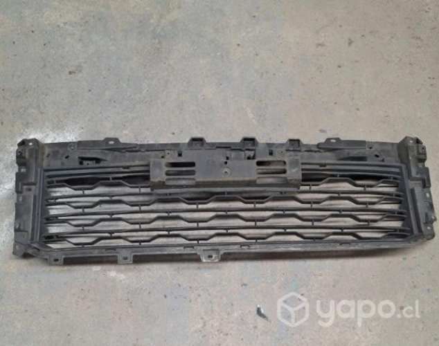 Regilla parachoque Mitsubishi L200